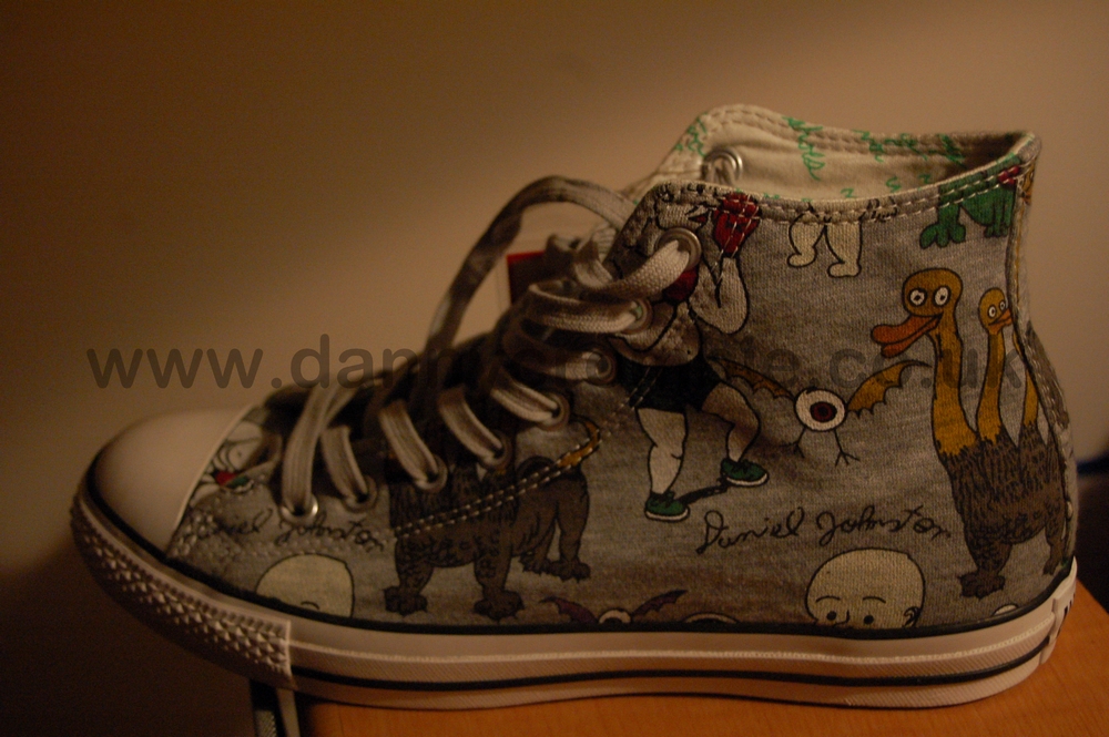 Daniel Johnston converse shoe outter side